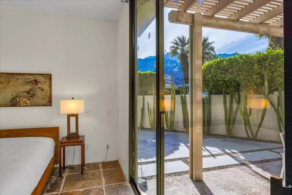 130 W Racquet Club Road 505, Palm Springs, California 92262 home-pic-24