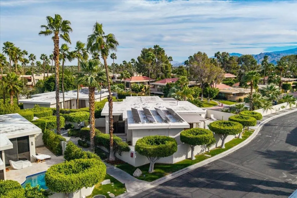 130 W Racquet Club Road 505, Palm Springs, California 92262 home-pic-37
