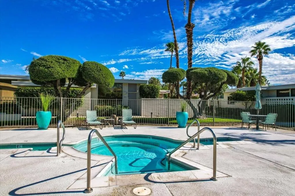 130 W Racquet Club Road 505, Palm Springs, California 92262 home-pic-47
