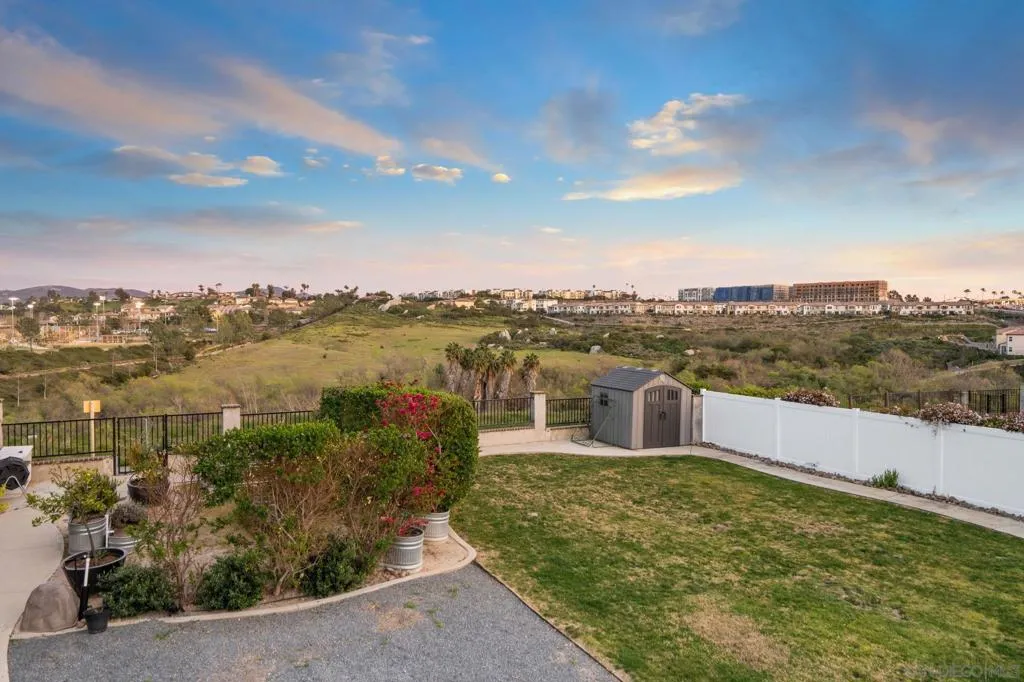 1413 Eastview Court, Oceanside, California 92056 home-pic-10