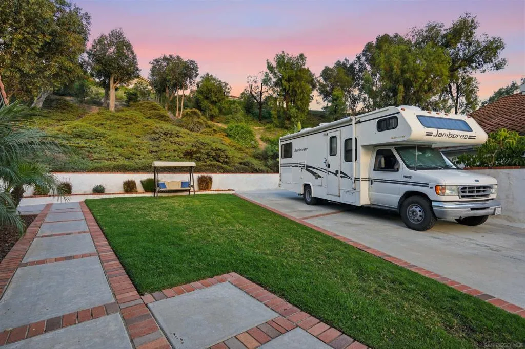 , Carlsbad, California 92010 home-pic-22