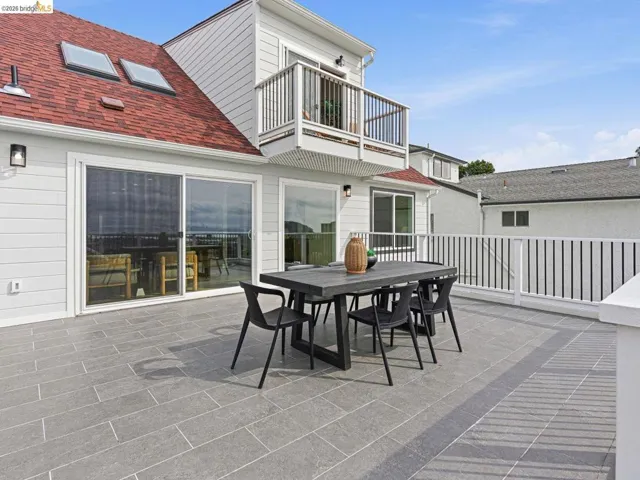 Patio / terrace featuring outdoor dining space and a patio