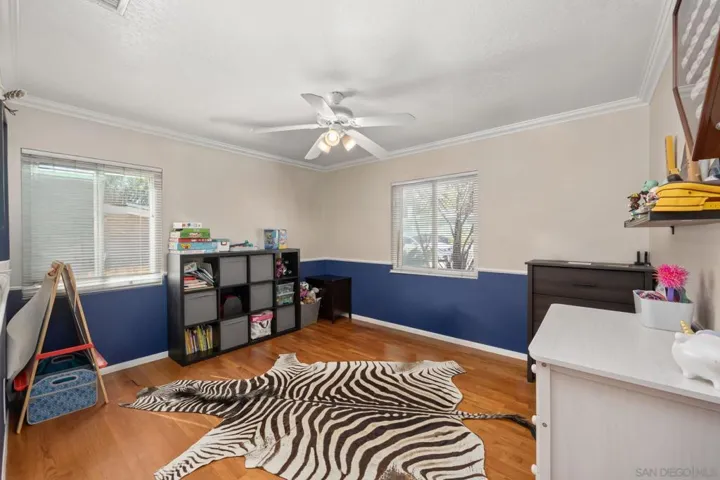 This is a digitally altered photo.