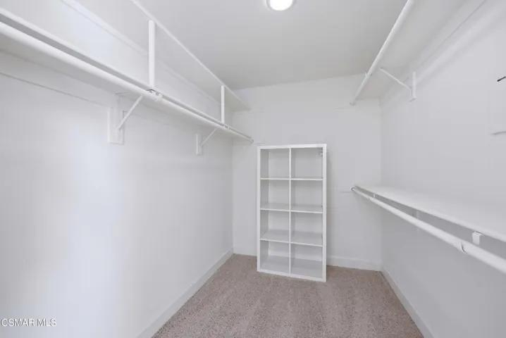 10878 Bloomfield St Toluca Lake 2-21