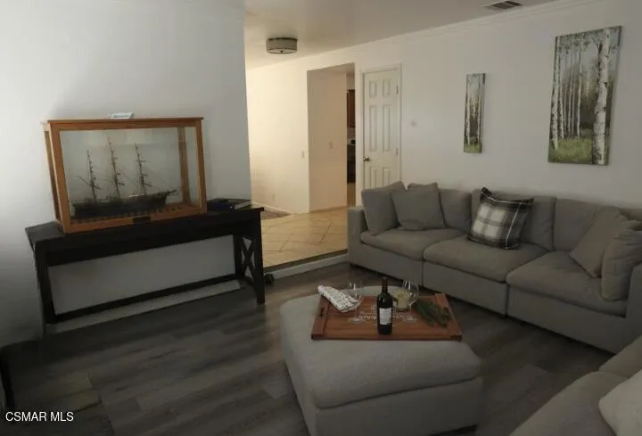 2331 Welcome Court, Simi Valley, California 93063 home-pic-7