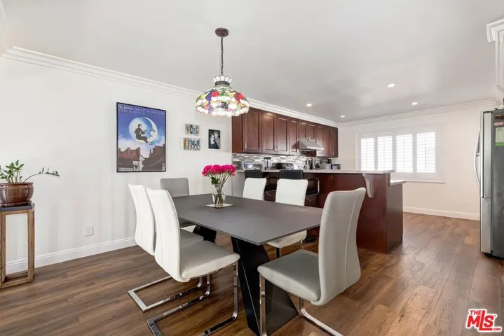 6263 1/2 Randi Avenue, Woodland Hills, California 91367