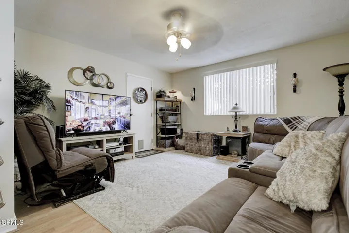 1Z5A3867_8_9Interior01