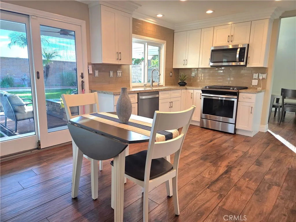 10 Moccasin, Trabuco Canyon, California 92679 home-pic-13