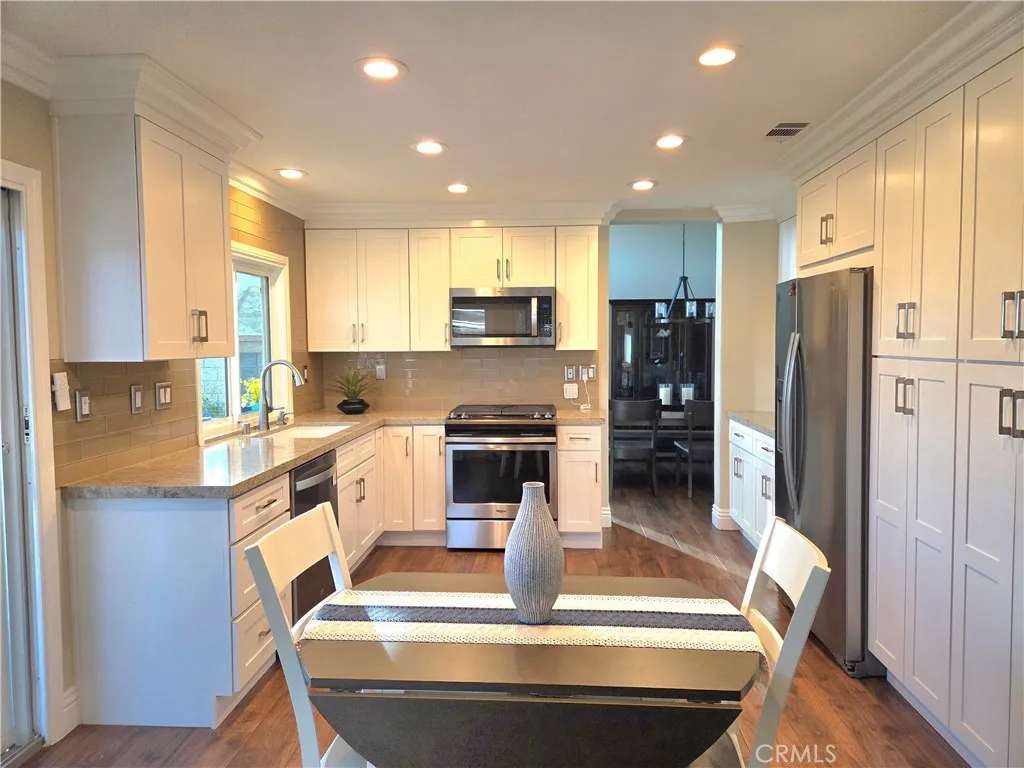 10 Moccasin, Trabuco Canyon, California 92679 home-pic-11