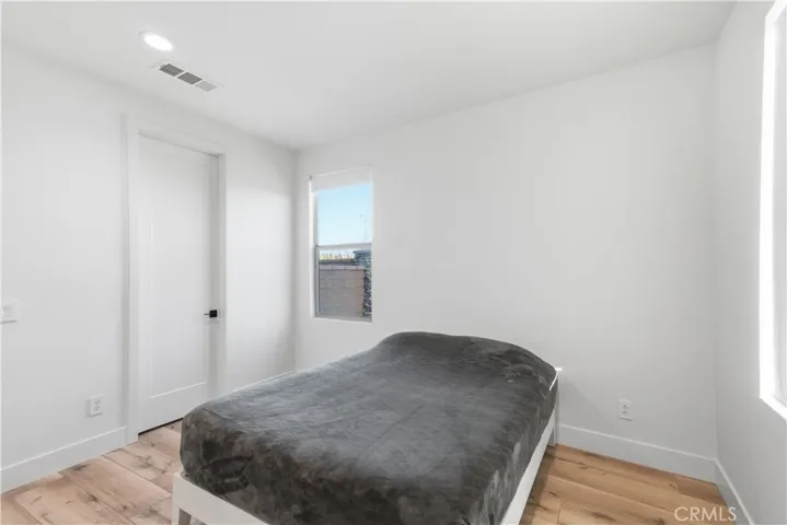 Guest bedroom 2