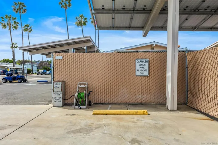 14089 Pomegranate Ave 214, Poway, California 92064