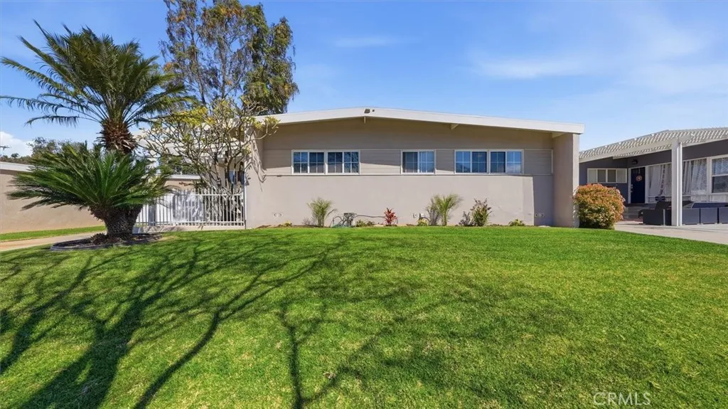 10822 Fielding Drive, Whittier, California 90604 home-pic-1