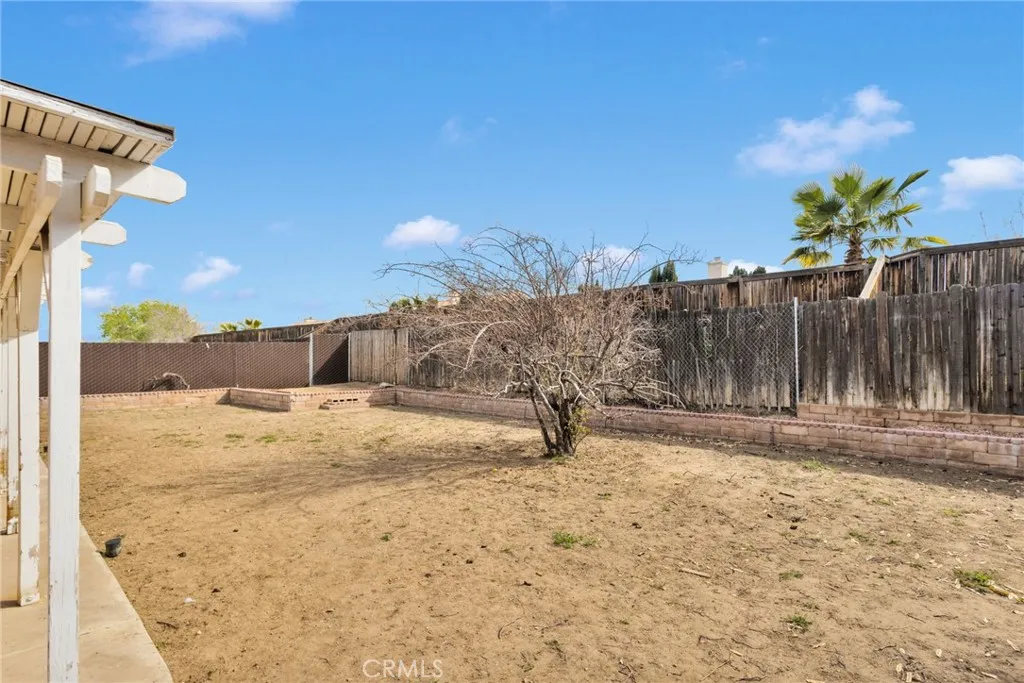 14463 Hillsborough, Victorville, California 92392 home-pic-36