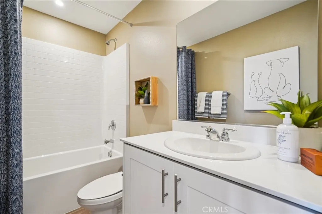 15424 Thundercloud Lane, Victorville, California 92394 home-pic-19