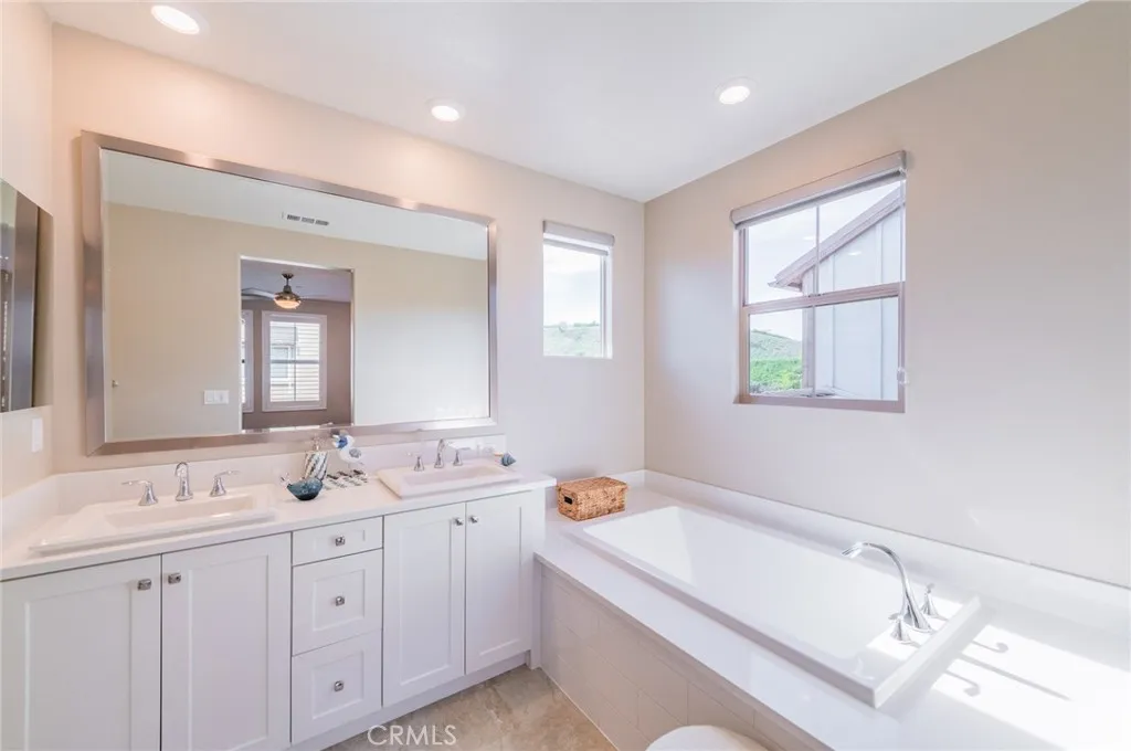 1 Ocaso, Rancho Mission Viejo, California 92694 home-pic-28