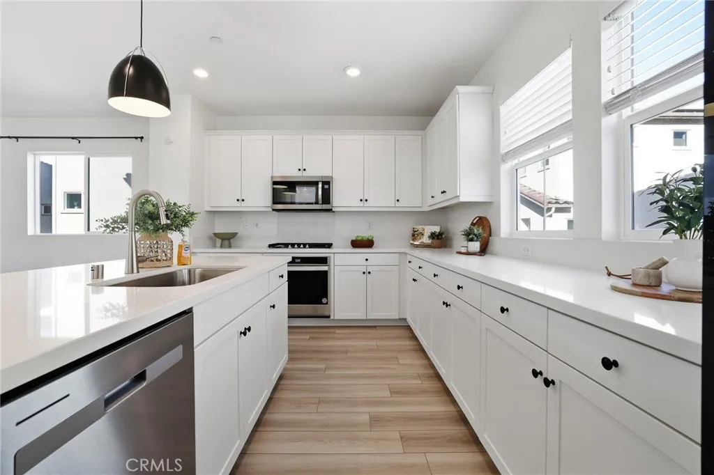 27664 Grandview Way, San Pedro, California 90732 home-pic-12