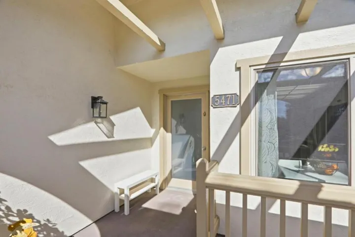 5471 Cribari Green, San Jose, California 95135