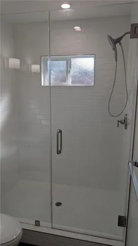 Walk in double shower with window