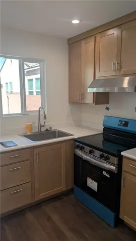 Stainless steel sink