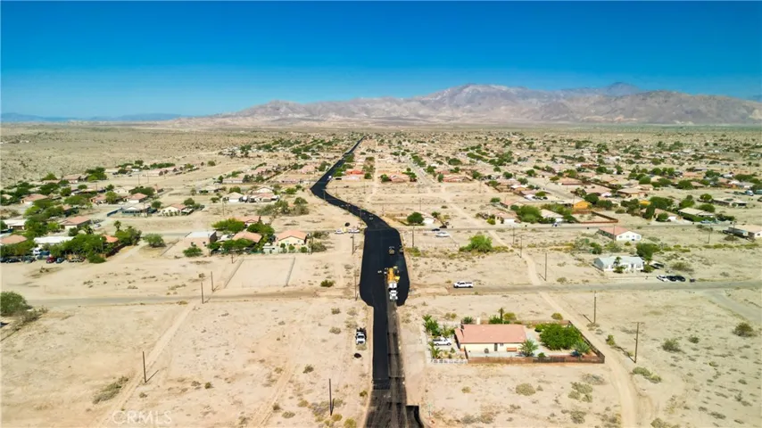 1226 Arctic Avenue, Thermal, California 92274