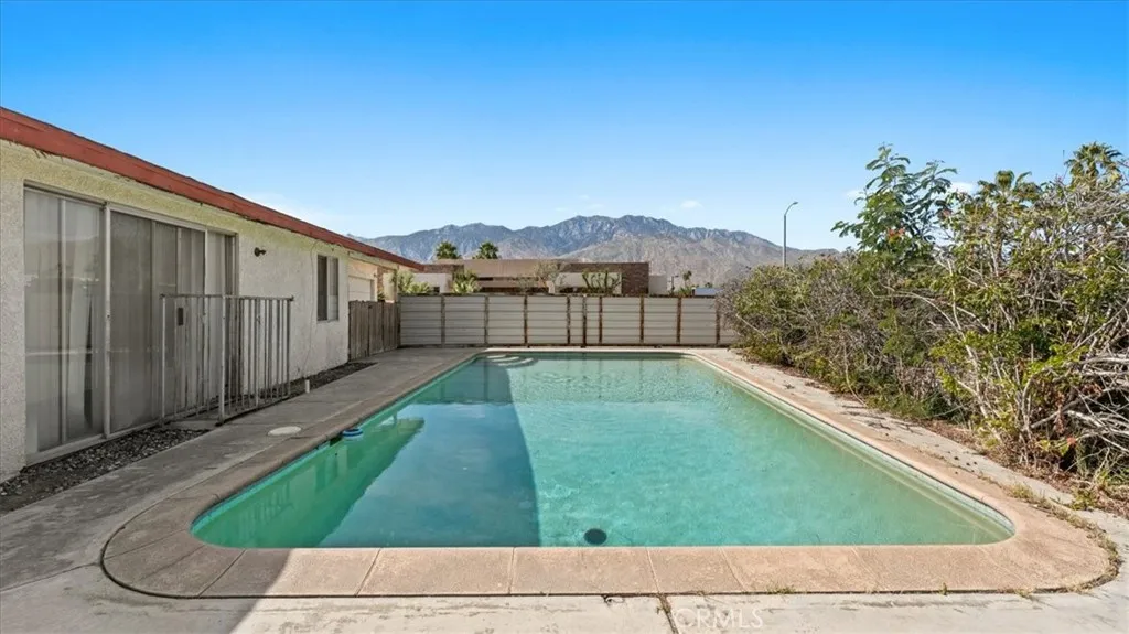 4325 E Calle De Carlos, Palm Springs, California 92264 home-pic-23