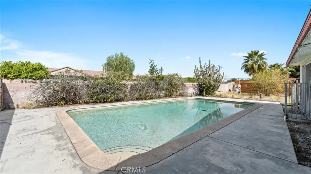 4325 E Calle De Carlos, Palm Springs, California 92264 home-pic-24