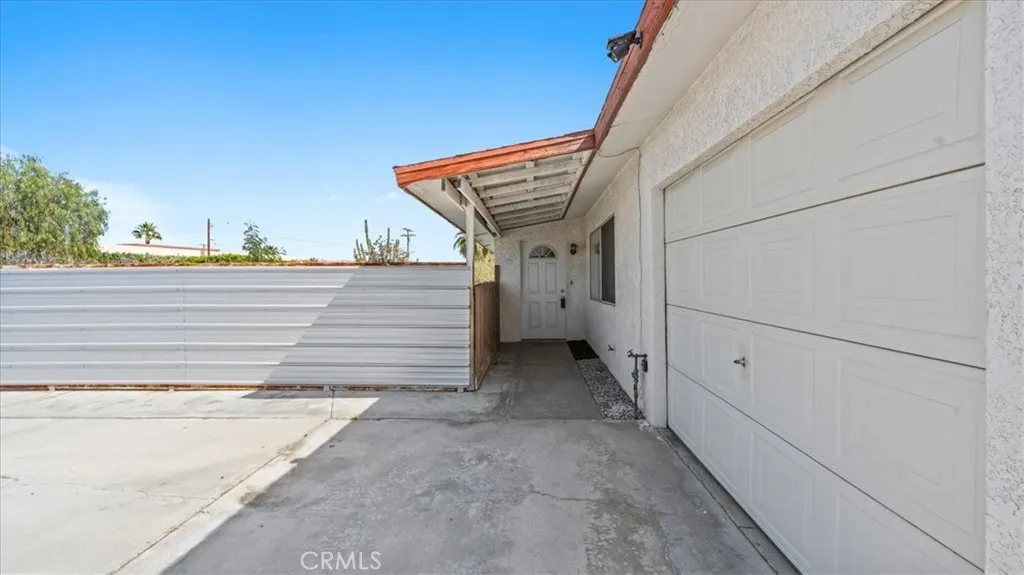 4325 E Calle De Carlos, Palm Springs, California 92264 home-pic-4