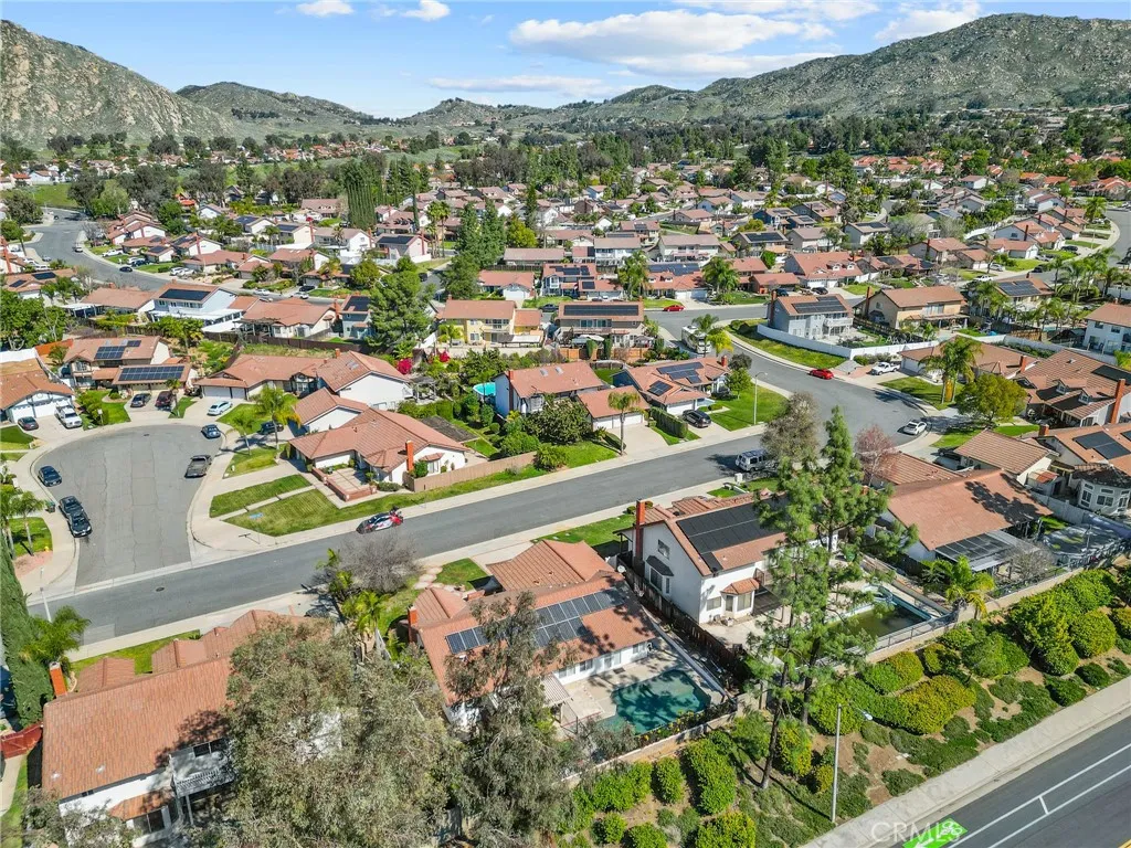 24137 Pleasant Run Road, Moreno Valley, California 92557 home-pic-37