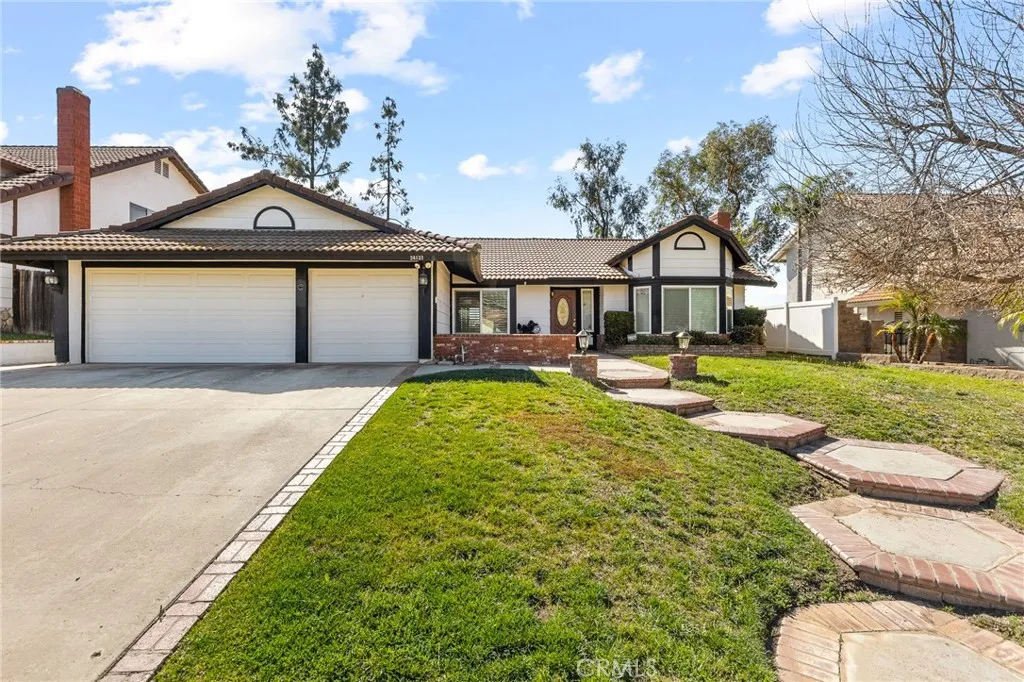 24137 Pleasant Run Road, Moreno Valley, California 92557 home-pic-0