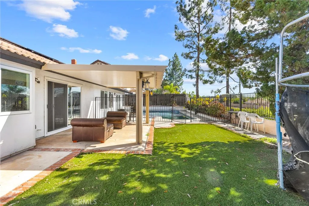24137 Pleasant Run Road, Moreno Valley, California 92557 home-pic-21
