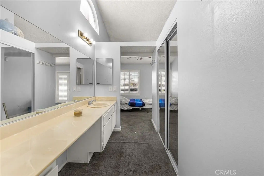 24137 Pleasant Run Road, Moreno Valley, California 92557 home-pic-14