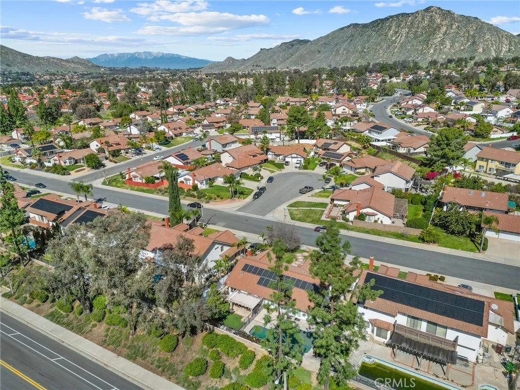 24137 Pleasant Run Road, Moreno Valley, California 92557 home-pic-36