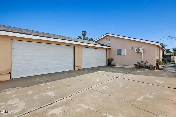 4228 W 132nd St Hawthorne CA-large-036-0