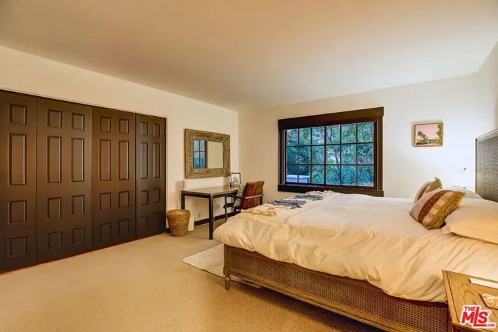 2570 Nichols Canyon Road, Los Angeles, California 90046