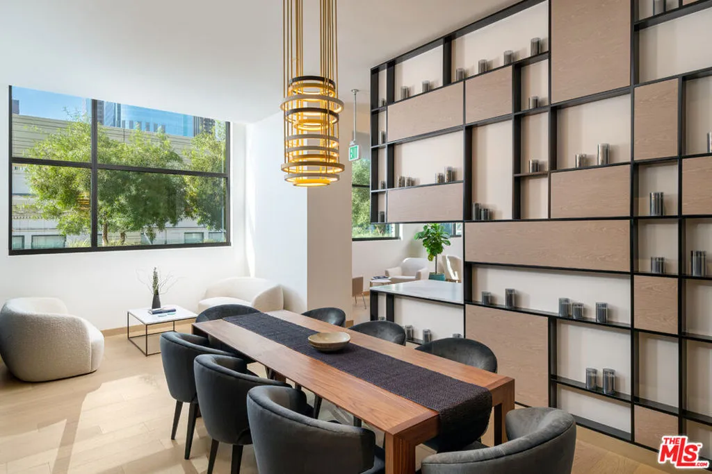 400 S Broadway 1001, Los Angeles, California 90013 home-pic-21
