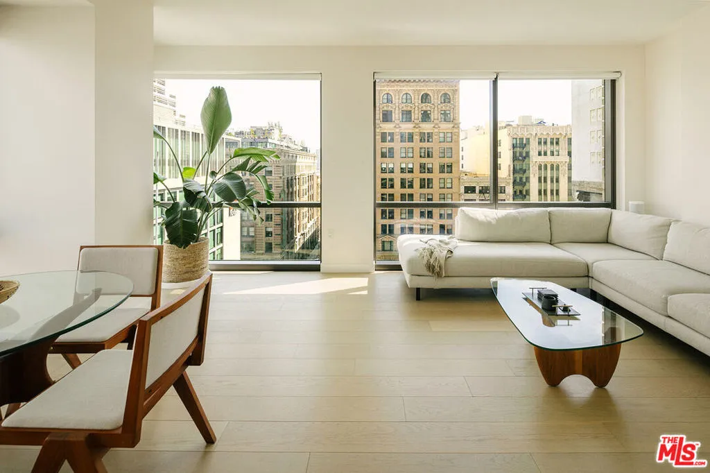 400 S Broadway 1001, Los Angeles, California 90013 home-pic-1