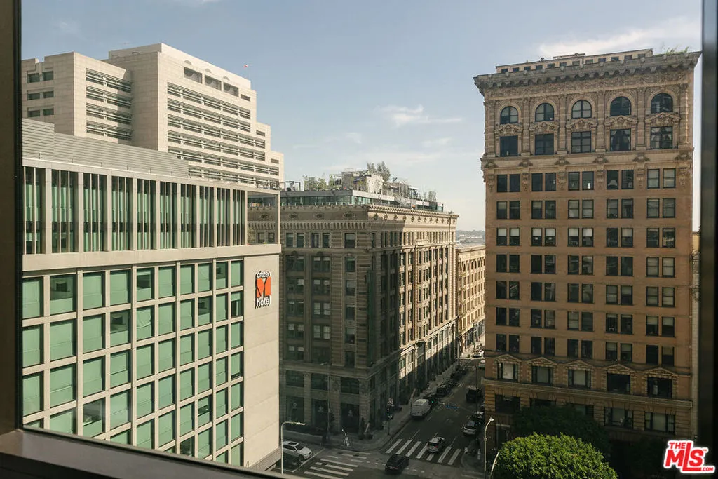 400 S Broadway 1001, Los Angeles, California 90013 home-pic-15