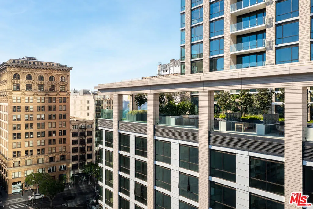 400 S Broadway 1001, Los Angeles, California 90013 home-pic-30