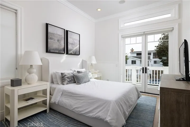 1508 E Balboa Newport Beach California Beach Home, Beautiful Newer home one block from Harbor, Newport Peninsula Point.