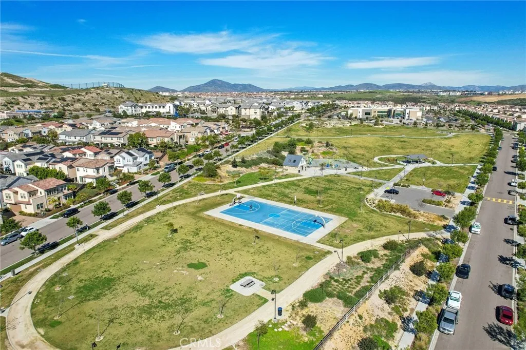 826 Camino Cantera, Chula Vista, California 91913 home-pic-60