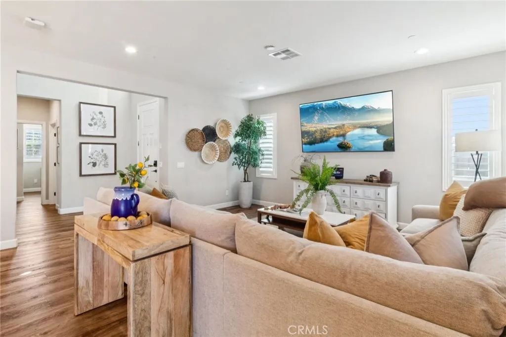 826 Camino Cantera, Chula Vista, California 91913 home-pic-13