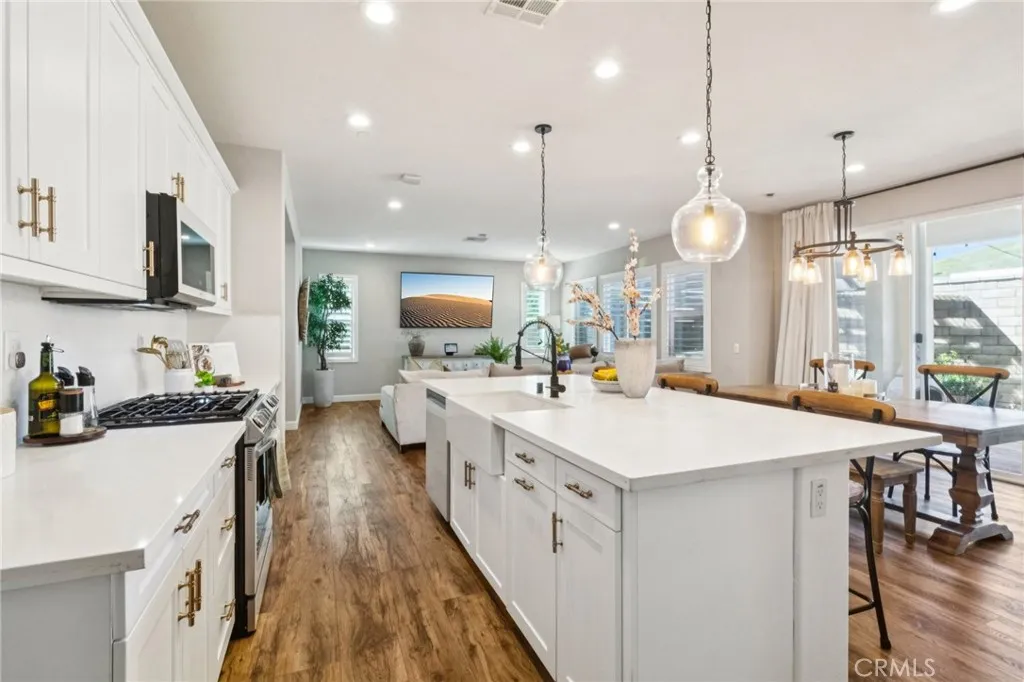826 Camino Cantera, Chula Vista, California 91913 home-pic-14