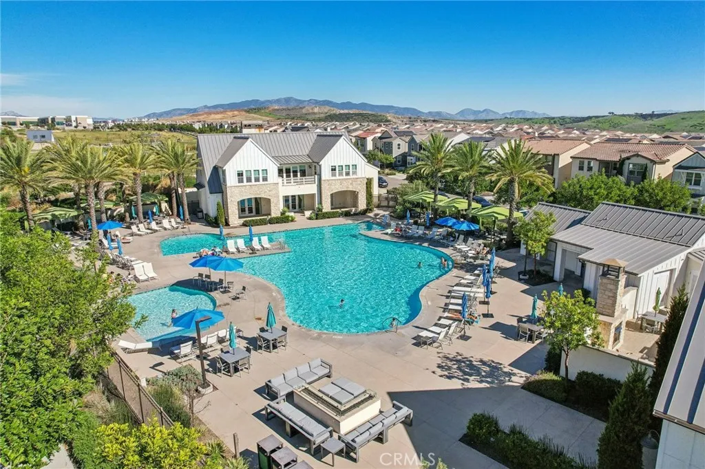 826 Camino Cantera, Chula Vista, California 91913 home-pic-2
