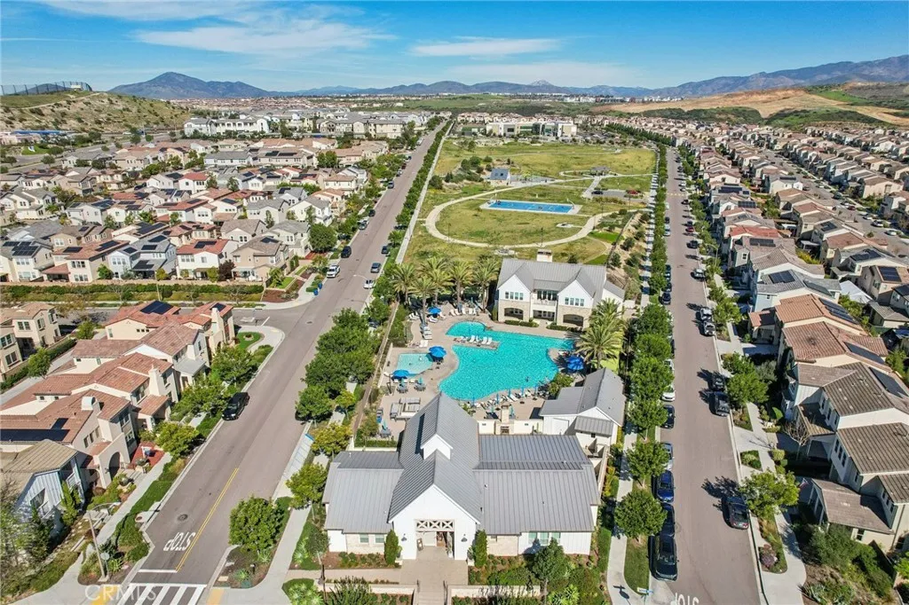 826 Camino Cantera, Chula Vista, California 91913 home-pic-56