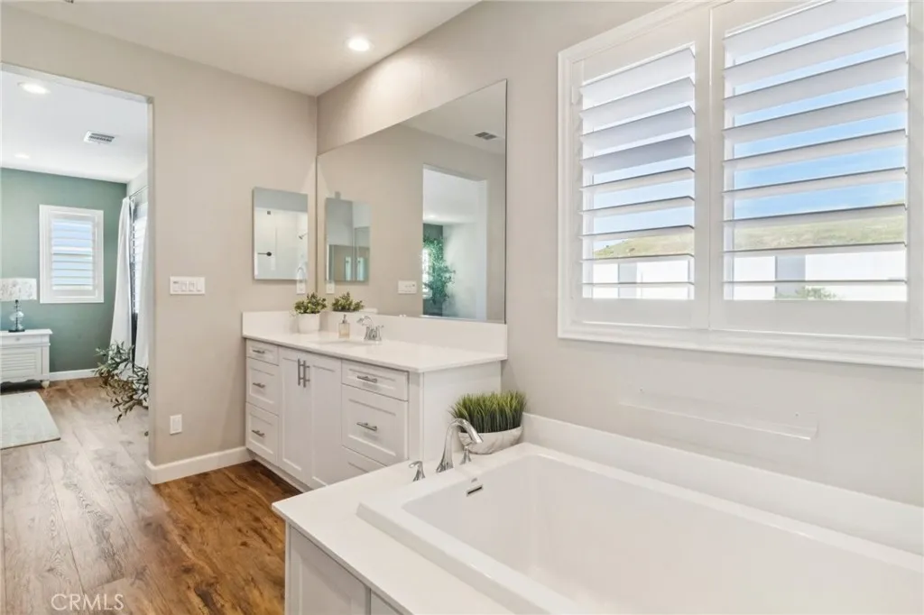 826 Camino Cantera, Chula Vista, California 91913 home-pic-23