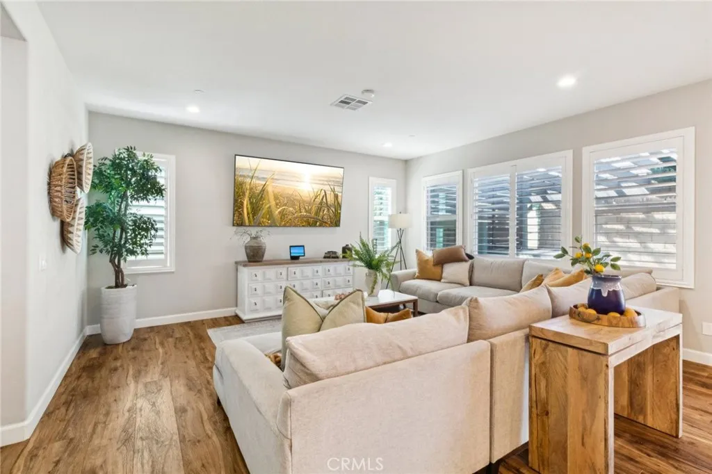 826 Camino Cantera, Chula Vista, California 91913 home-pic-10