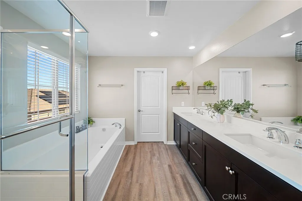 27490 Grand Teton Court, Menifee, California 92585 home-pic-39