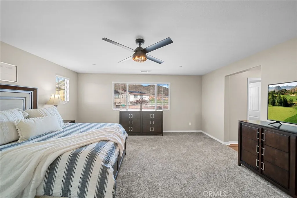 27490 Grand Teton Court, Menifee, California 92585 home-pic-35