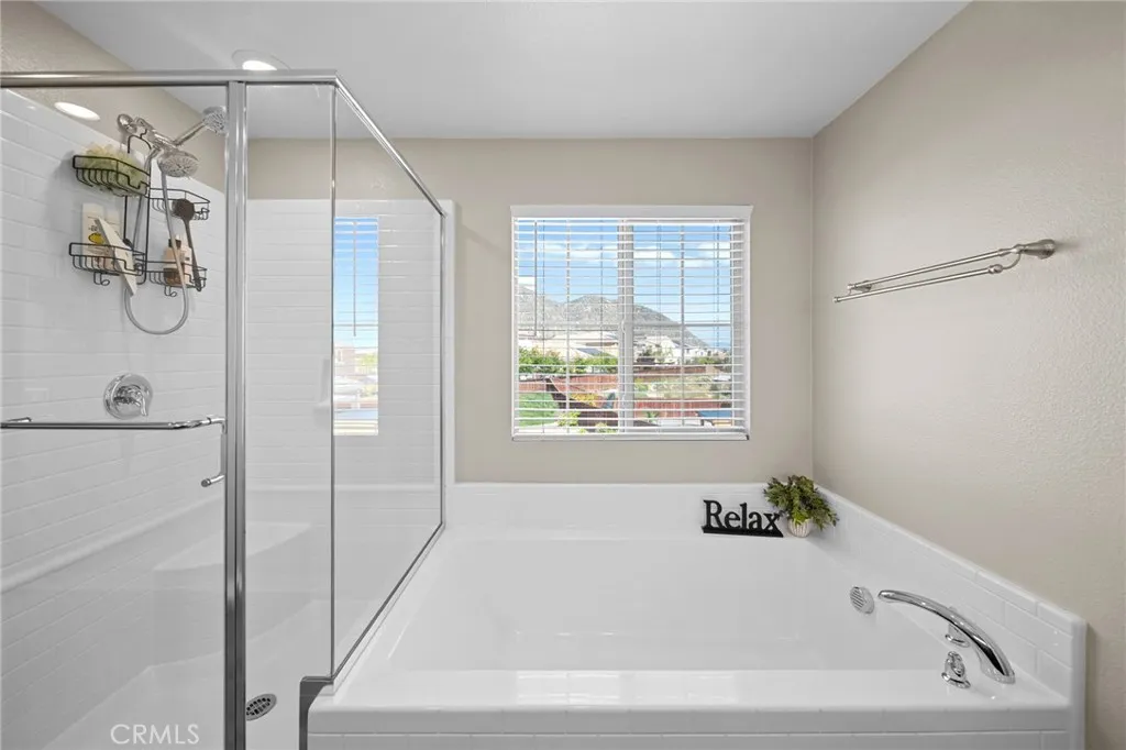 27490 Grand Teton Court, Menifee, California 92585 home-pic-40
