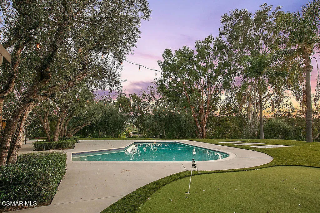 5156Dumont_TWILIGHT_March02,2026_0013